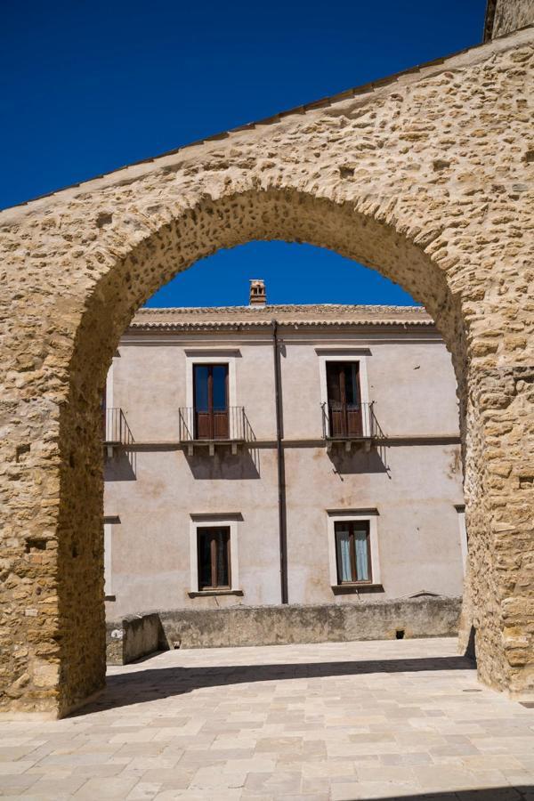 Hotel Palazzo Laureano - Dimora Storica Tricarico Exteriér fotografie