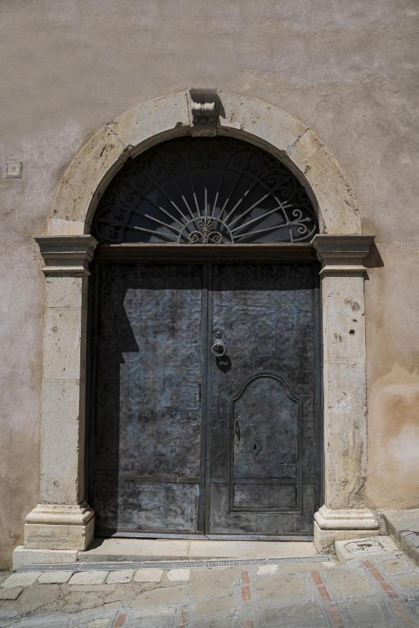 Hotel Palazzo Laureano - Dimora Storica Tricarico Exteriér fotografie