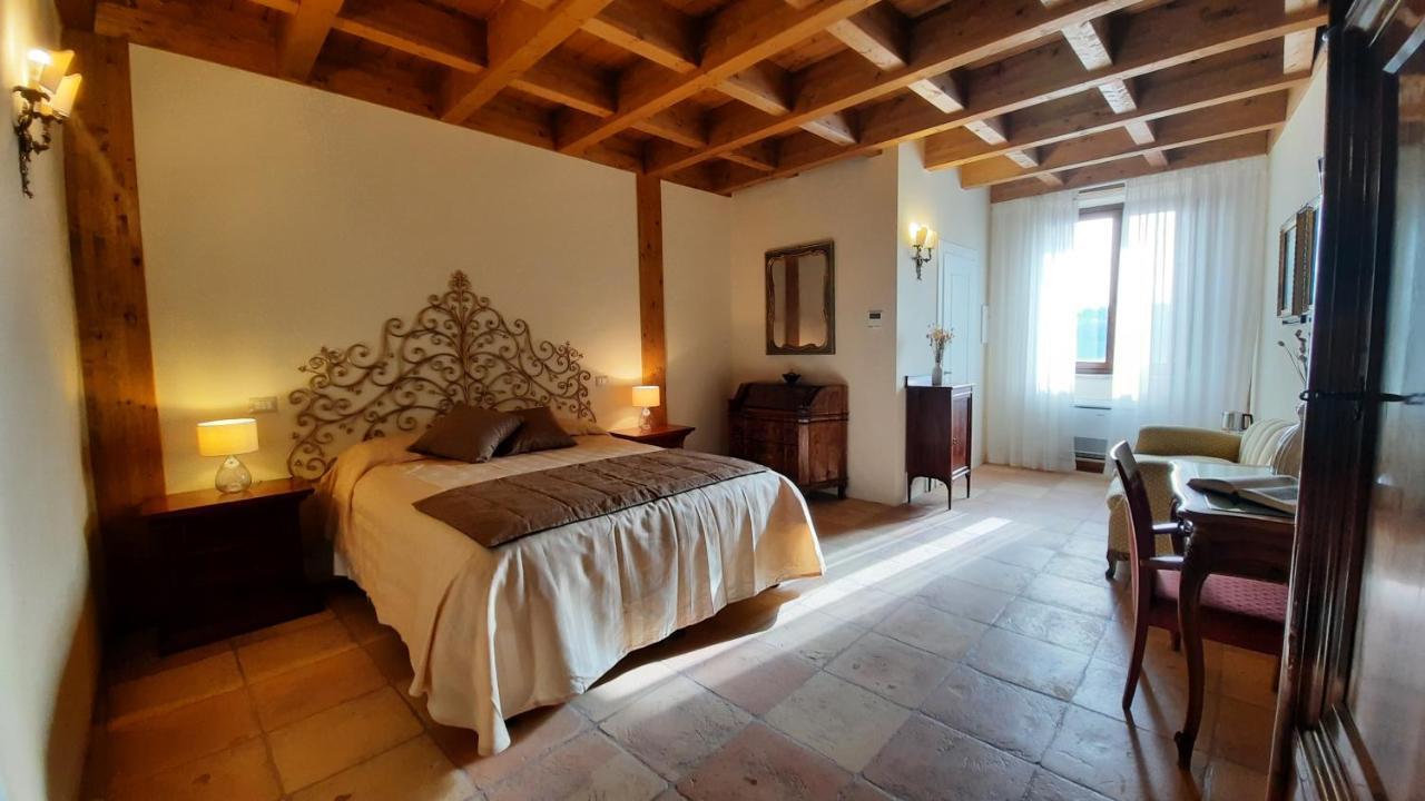 Hotel Palazzo Laureano - Dimora Storica Tricarico Exteriér fotografie
