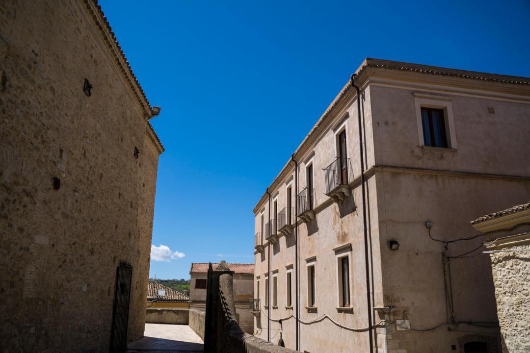 Hotel Palazzo Laureano - Dimora Storica Tricarico Exteriér fotografie